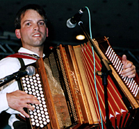 Andi Stoll van het duo Andi & Michael uit München: ...“Pure harmonicaklanken”...