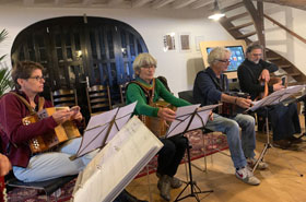 Sandra, Hanneke, Mark en Johan bij de workshop van Mark Shngen