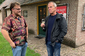 Cees Wolse in gesprek met Benno Wildenbeest.