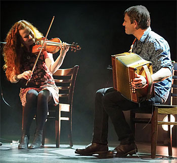 Gudrun Walther (links) en Andy Cutting (rechts) in actie.