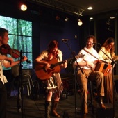 Zaterdagavond laat treedt Harmony Glenn op, een muziekgroep met Keltisch repertoire.